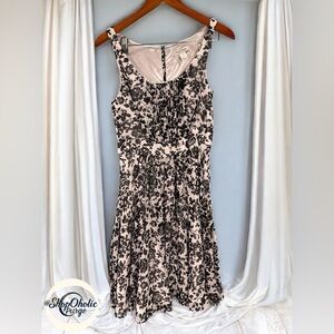 Floral Dress womens Size 6 White House Black Market Dress Size 6